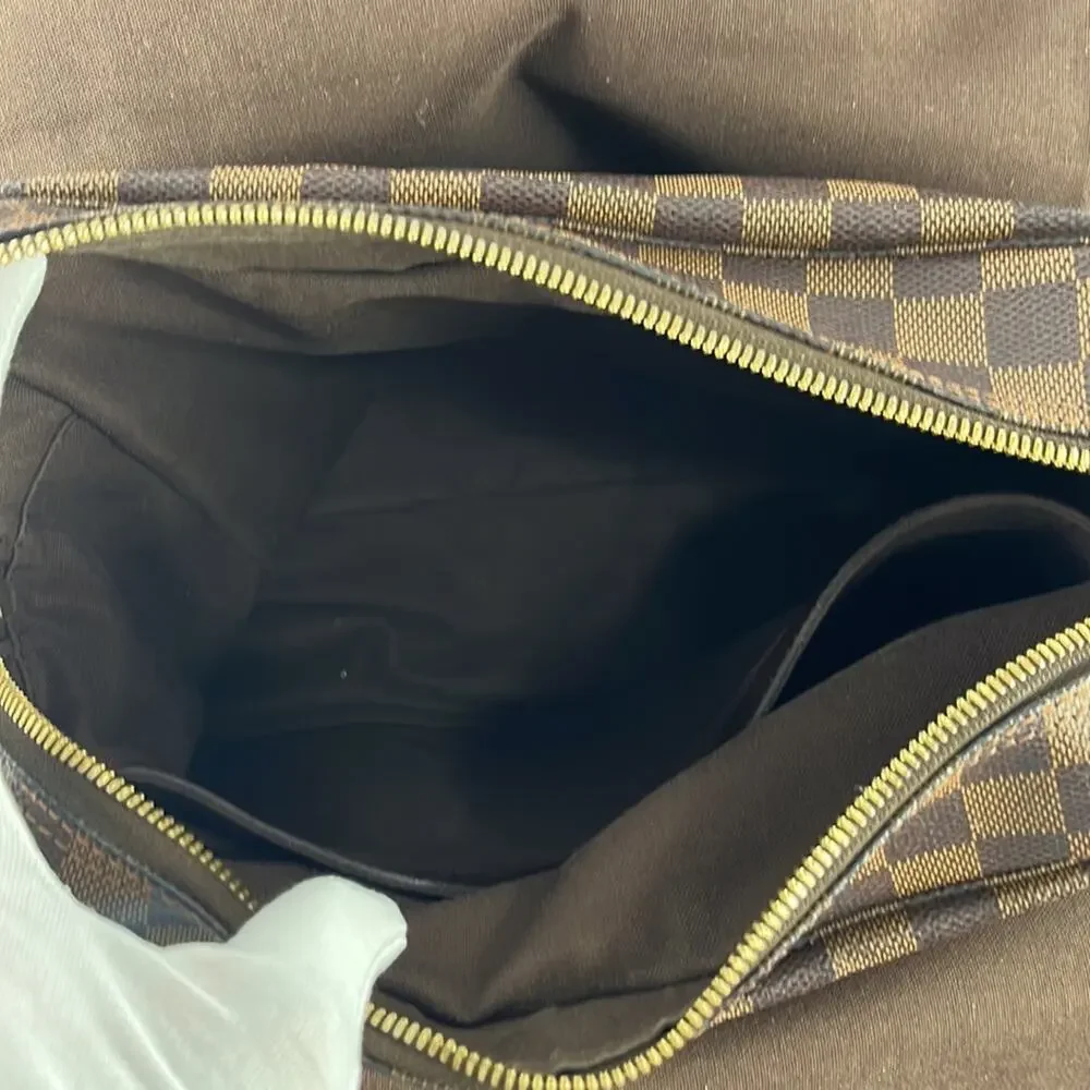 LOUIS VUITTON Damier Ebene Naviglio Messenger Bag‎